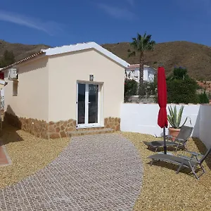 Torres Casa Lindsay Bed & Breakfast